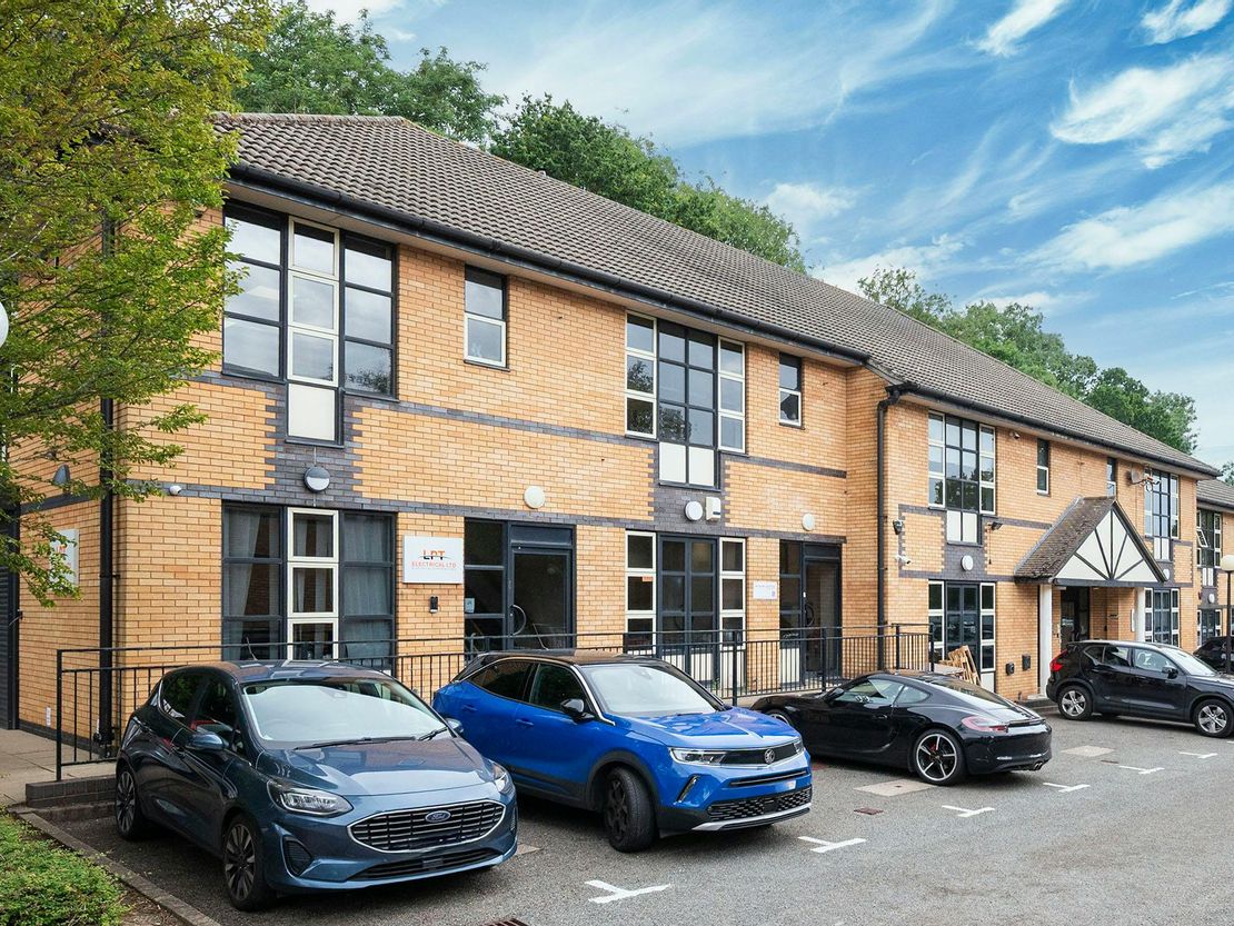 Unit 6, The Progression Centre, Mark Road, Hemel Hempstead, HP2 7DW