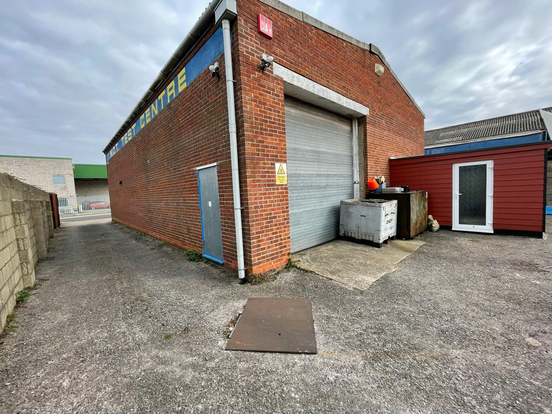 Portsmouth MOT Centre, Alchorne Place, Portsmouth, PO3 5QL