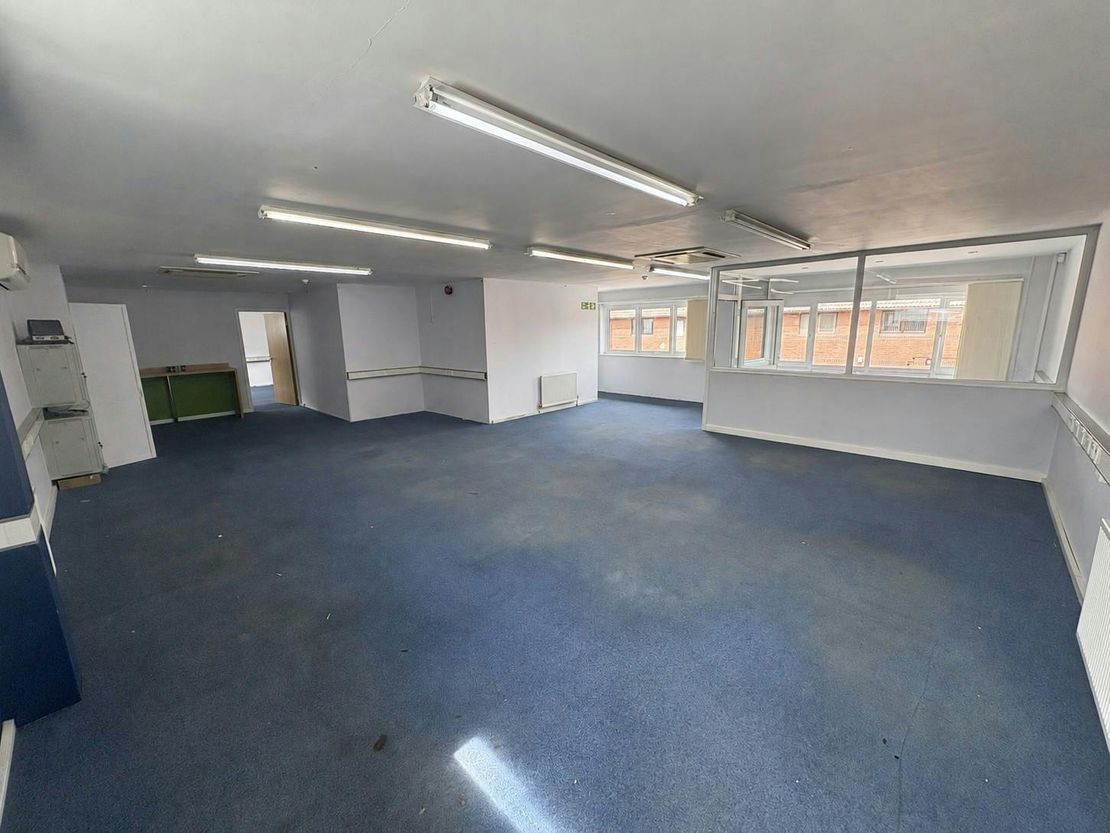 Unit 8 Peerglow Business Centre, Marsh Lane Ware, Ware, SG12 9QL