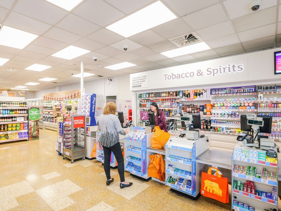 Gilesgate Shopping Centre, Sunderland Road, Duham, DH1 2LH