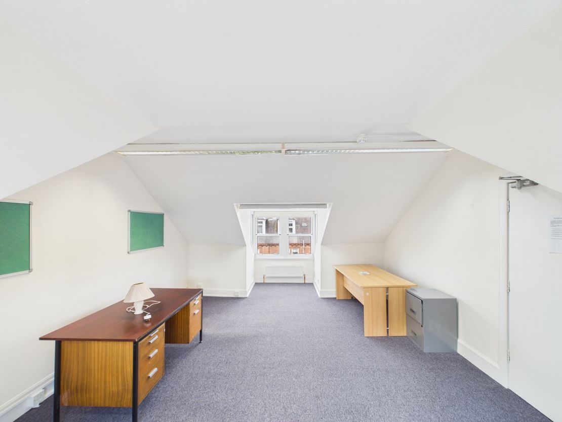 8 Gordon Street, Dumfries, Dumfries And Galloway, DG1 1EG