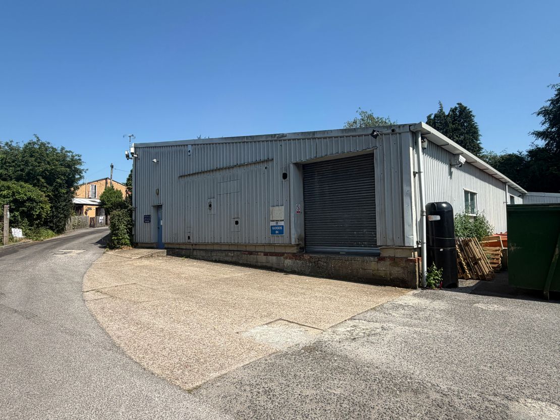 Units 1-5 Magpie Works, Station Approach, Four Marks, Alton, GU34 5HN