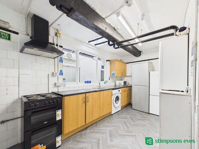 Property Image for 24 West Street, Dunstable, Bedfordshire, LU6 1SN