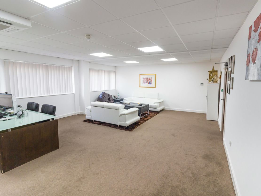 Unit L, Braintree Industrial Estate, Braintree Road, Ruislip, HA4 0EJ