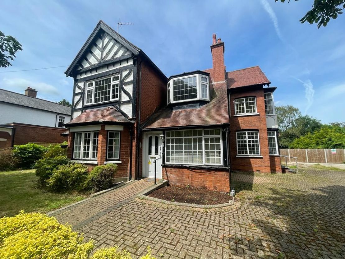 18 Compton Avenue, Luton, Bedfordshire, LU4 9AZ