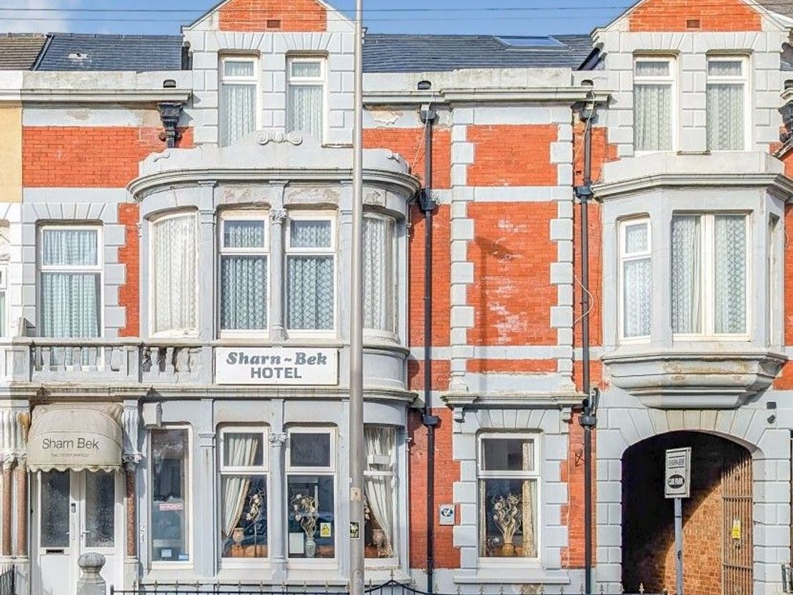 Sharn Bek, 24 Alexandra Road, Blackpool, FY1