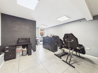 Property Image for 119a High Street, Rushden, Northamptonshire, NN10 0NZ