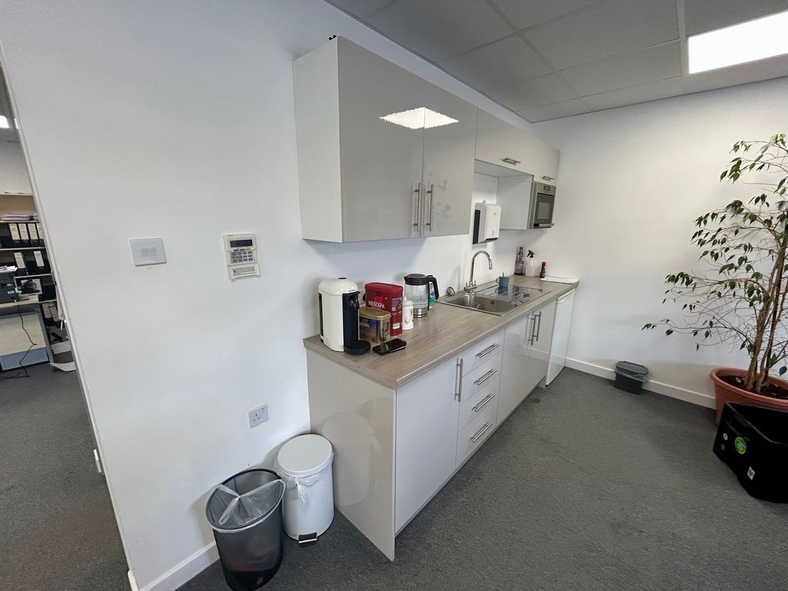 Freemantle House, Unit 26, Kingsclere Park, Newbury, Hampshire, RG20 4SW
