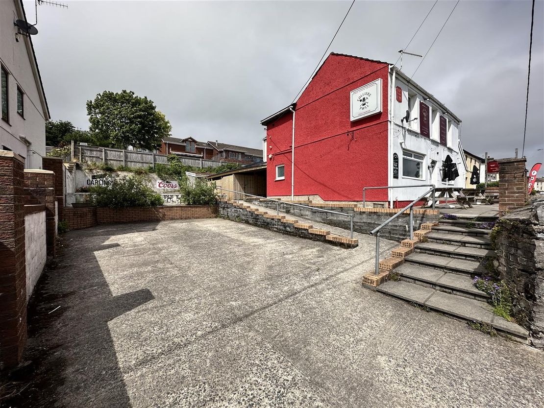 Pwll Road, Llanelli