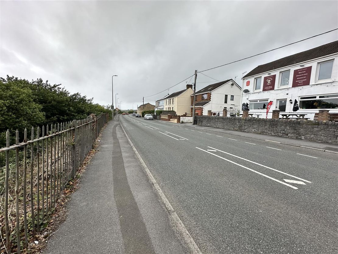 Pwll Road, Llanelli