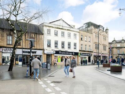 Property Image for Superdrug, 15 High Street, Yeovil, BA20 1RQ