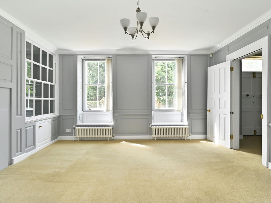 Norheads House, 14 Glovers Close, Westerham, TN16 3GA