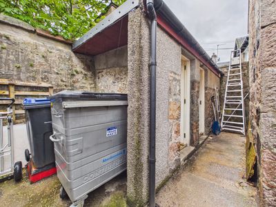 Property Image for 5 Station Square, Aboyne, Aberdeenshire, AB34 5HX