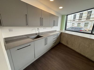 Property Image for GF Unit 3 Royal Crescent Road, Ocean Village, Southampton, Hampshire, SO14 3FR