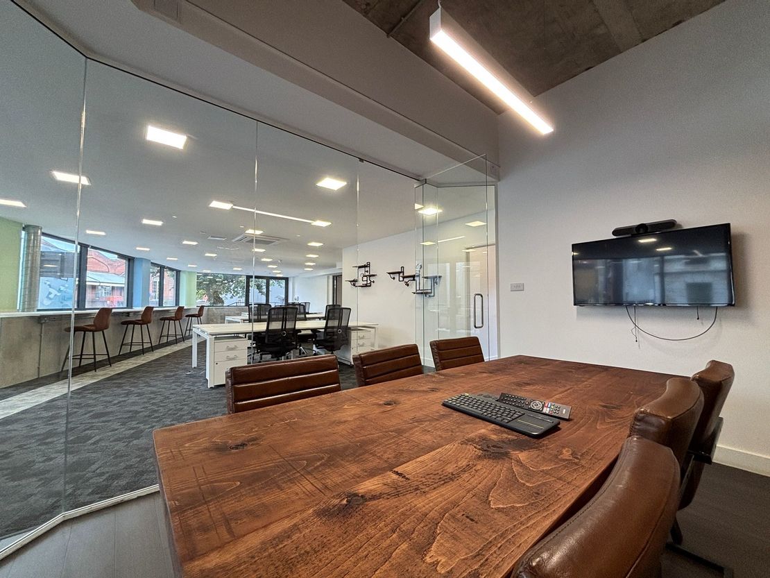 GF Unit 3 Royal Crescent Road, Ocean Village, Southampton, Hampshire, SO14 3FR