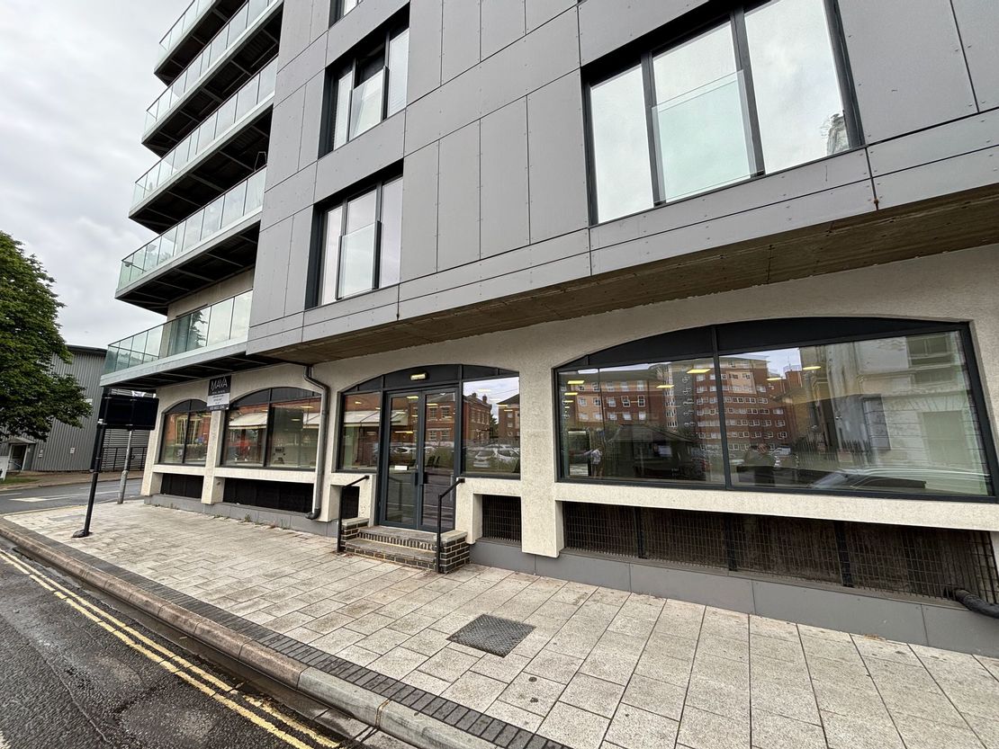 GF Unit 3 Royal Crescent Road, Ocean Village, Southampton, Hampshire, SO14 3FR