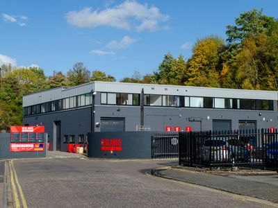 Property Image for Unit 3 Redlands Centre, Ullswater Crescent, Coulsdon, CR5 2HT
