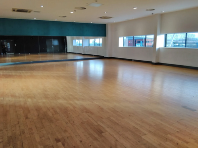 Property Image for Former Pure Gym, Parkway / Oldham Street, Denton, Manchester M34 3SJ