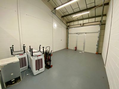 Property Image for Unit 9, Acacia Close, Cherrycourt Way, Leighton Buzzard, LU7 4QE