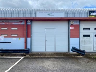 Property Image for Unit 18, Acacia Close, Cherrycourt Way, Leighton Buzzard, LU7 4QE