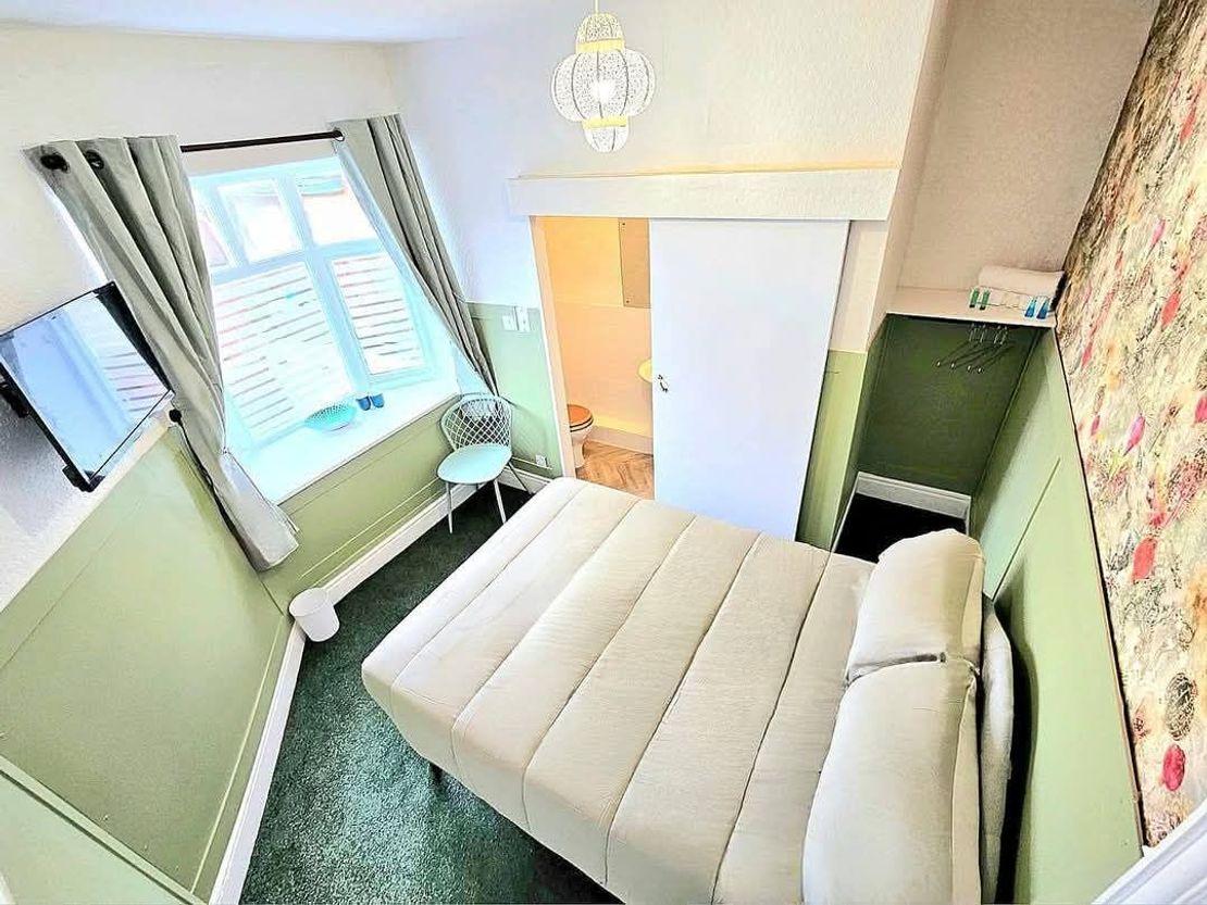 King Edward Avenue, Blackpool, FY2