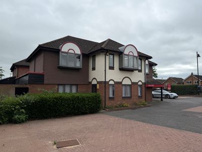 Property Image for 14-16 Mulfords Hill, Tadley RG26 3JA