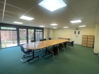 Property Image for 14-16 Mulfords Hill, Tadley RG26 3JA