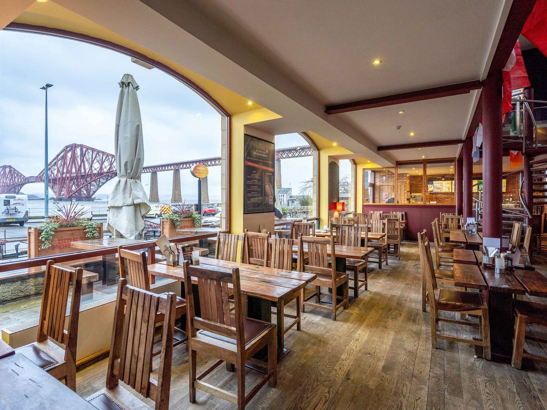 The Railbridge Bar & Bistro, 4, Newhalls Road, South Queensferry, EH30 9TA