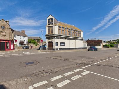Property Image for Sharkys Bar, 21 George Street, Montrose, Angus, DD10 8EW