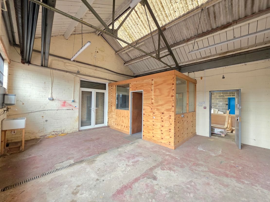 Unit 1, Wheatley Hall Business Centre, Wheatley Hall Road, Doncaster, South Yorkshire, DN2 4LP