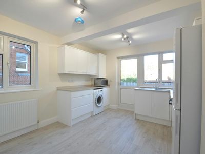 Property Image for 113-115 Queens Road, Weybridge, KT13 9UN