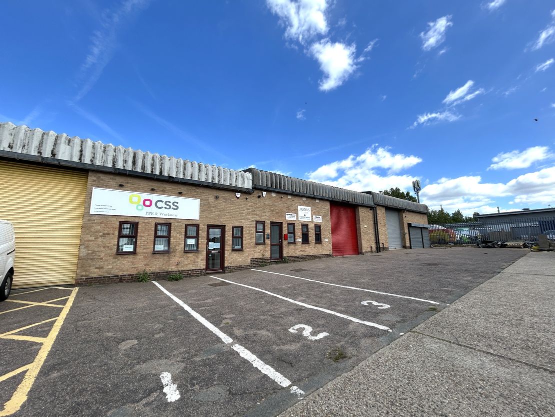 Unit 4 5 & 6, Springwood Court, Springwood Drive, Springwood Industrial Estate, Braintree, Essex, CM7 2GB