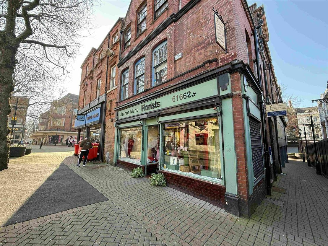 Corner House, 20 Lad Lane, Newcastle-under-Lyme, ST5 1RE