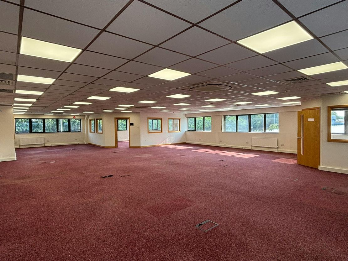 Unit 3-5 Albany Park, Cabot Lane, Poole, BH17 7BX