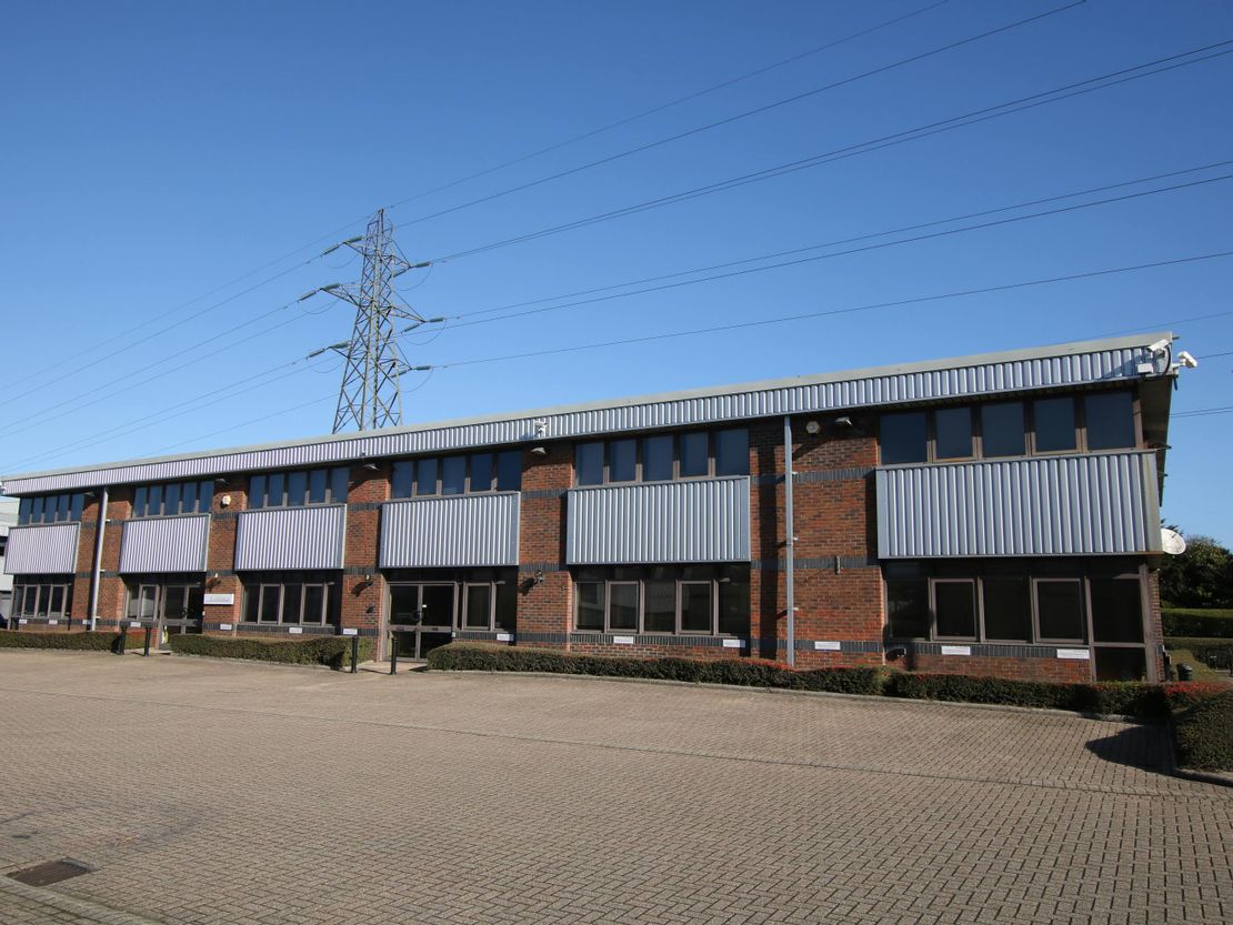 Unit 3-5 Albany Park, Cabot Lane, Poole, BH17 7BX
