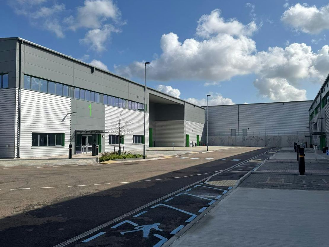 Dagenham Logistics Hub, Rainham Road South, Dagenham, RM10 8SX