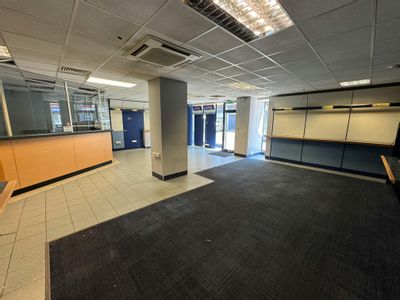 Property Image for 10-12 Hamilton Road, Bellshill, ML4 1AQ