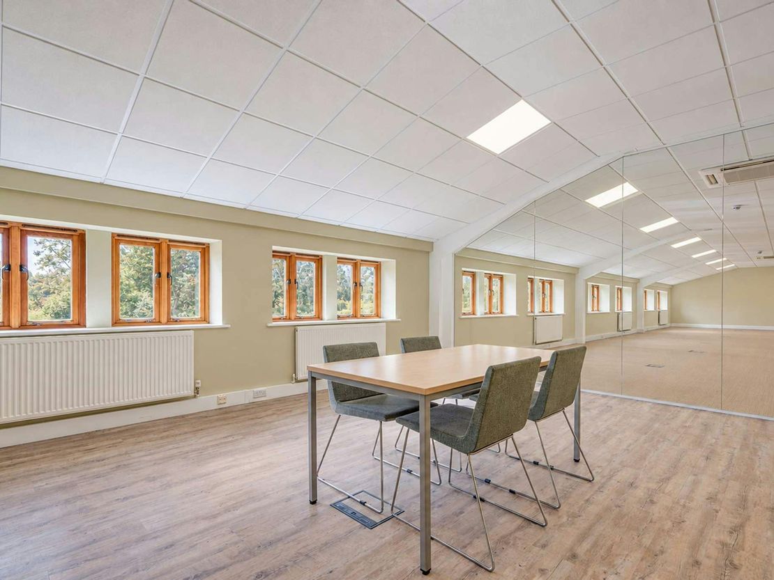 Southill Barn, Southill Business Park, Cornbury Park, Chipping Norton, OX7 3EW