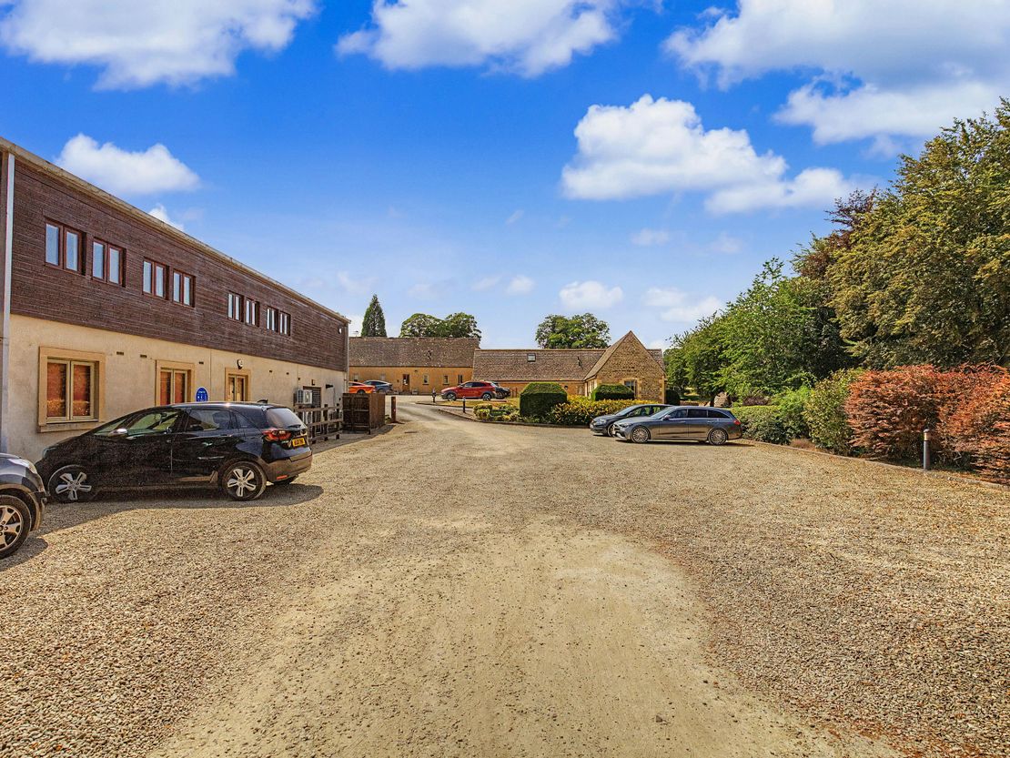 Southill Barn, Southill Business Park, Cornbury Park, Chipping Norton, OX7 3EW