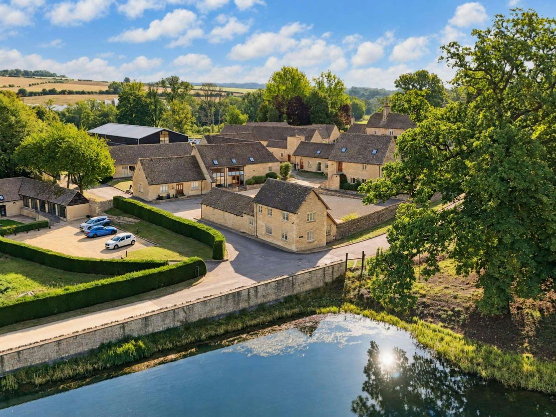 Southill Barn, Southill Business Park, Cornbury Park, Chipping Norton, OX7 3EW