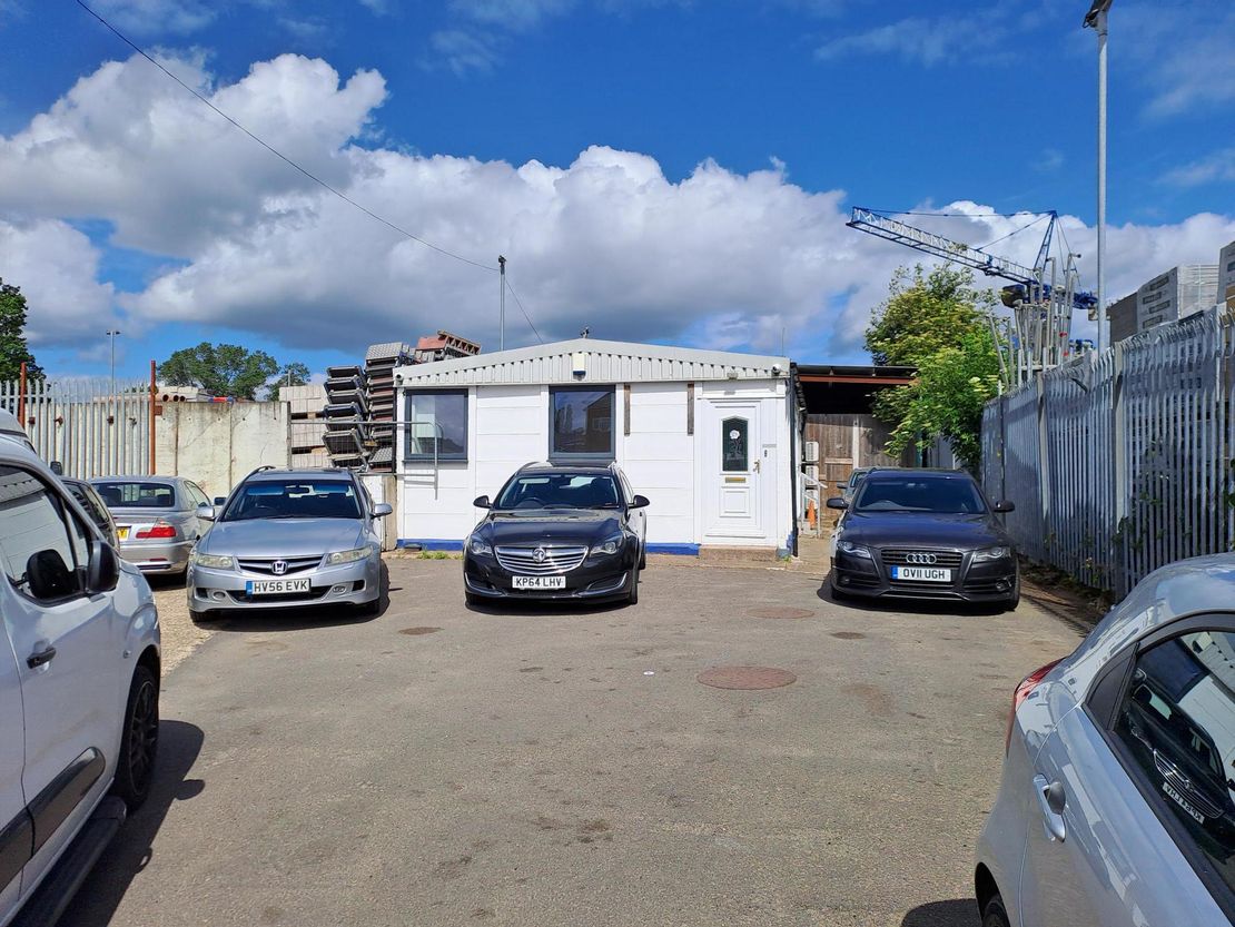 30 Burrowfield, Welwyn Garden City, Hertfordshire, AL7 4SR