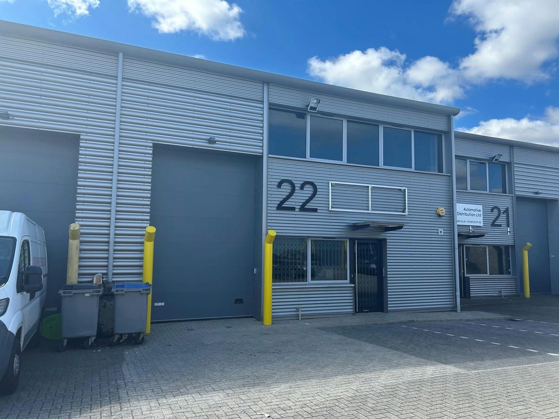 Unit 22, Bilton Industrial Estate, Bracknell, RG12 8YT