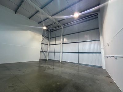 Property Image for Unit 22, Bilton Industrial Estate, Bracknell, RG12 8YT