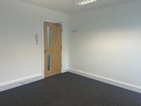 Property Image for Unit 22, Bilton Industrial Estate, Bracknell, RG12 8YT