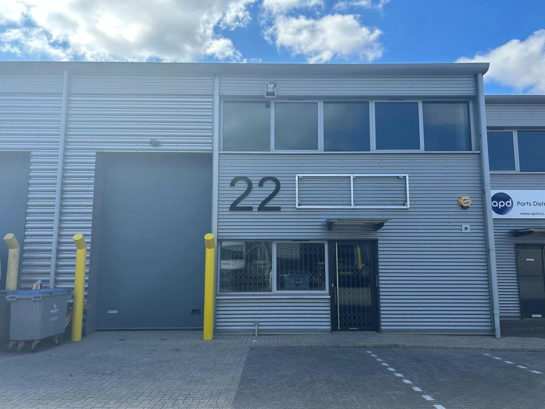 Unit 22, Bilton Industrial Estate, Bracknell, RG12 8YT
