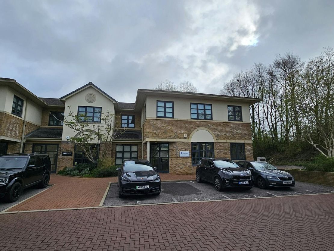 6a Kingfisher Court, Bellbrook Industrial Estate, Uckfield, TN22 1QL