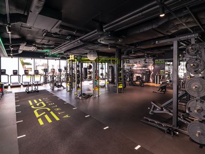 Property Image for Building 5, The Heights, Wellington Way, Weybridge, KT13 0NY