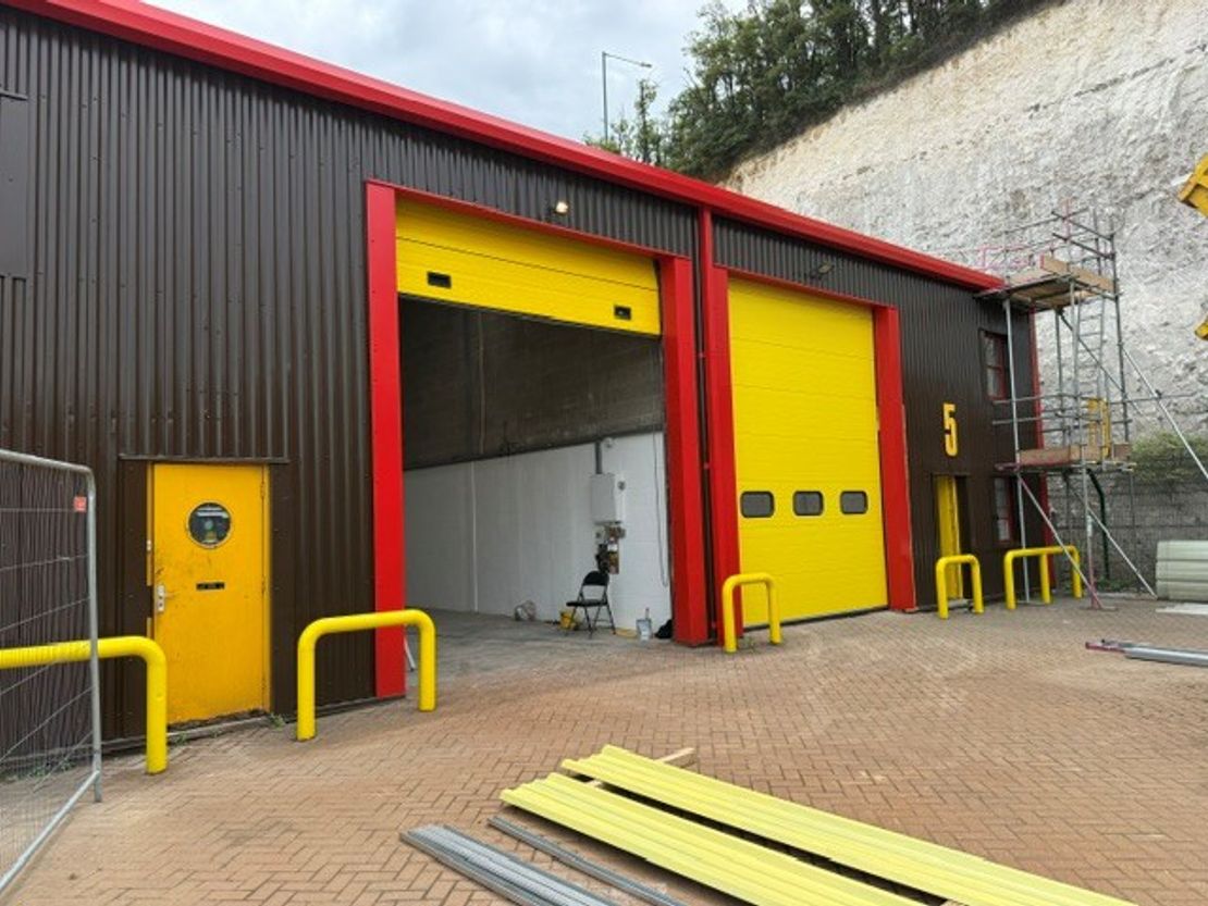 M4 & M5 Kent Kraft Industrial Estate, Lower Road, Northfleet, Gravesend, Kent, DA11 9SR