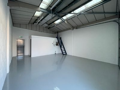 Property Image for 46 Britten Rd, Reading RG2 0AU