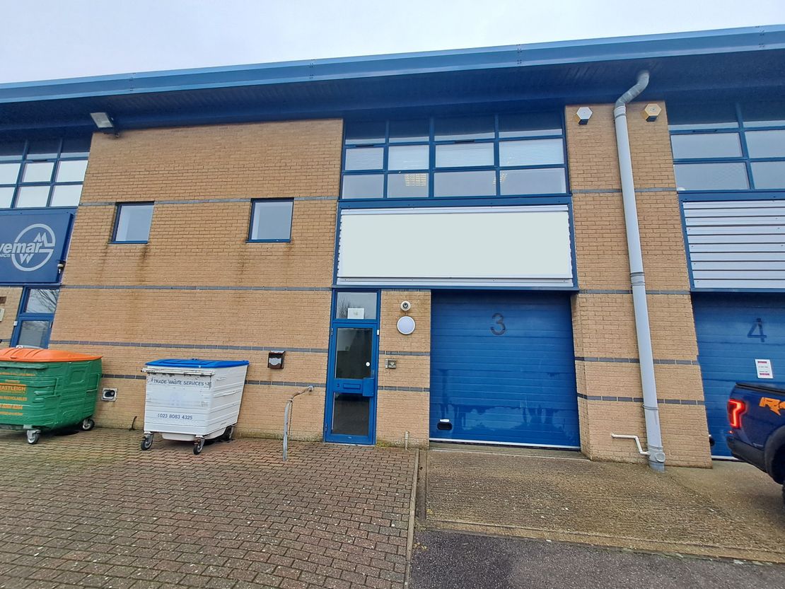 Unit 3 Compass Point, Ensign Way, Hamble, Hampshire, SO31 4RA